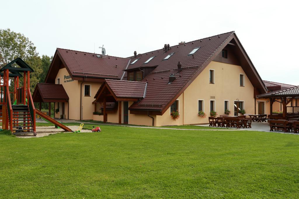 Wellness Penzion Pod Rozhlednou Kostelec nad Orlici Exterior photo