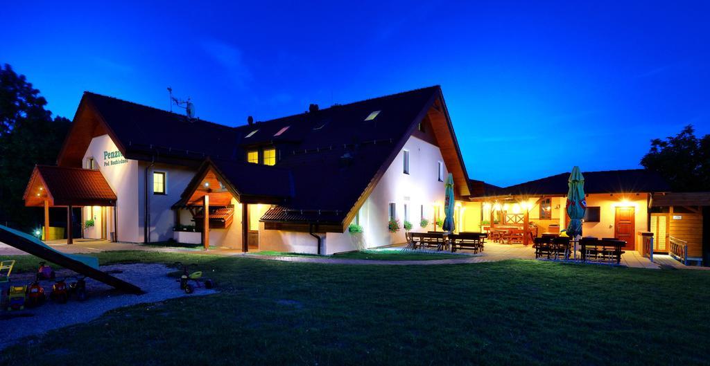 Wellness Penzion Pod Rozhlednou Kostelec nad Orlici Exterior photo